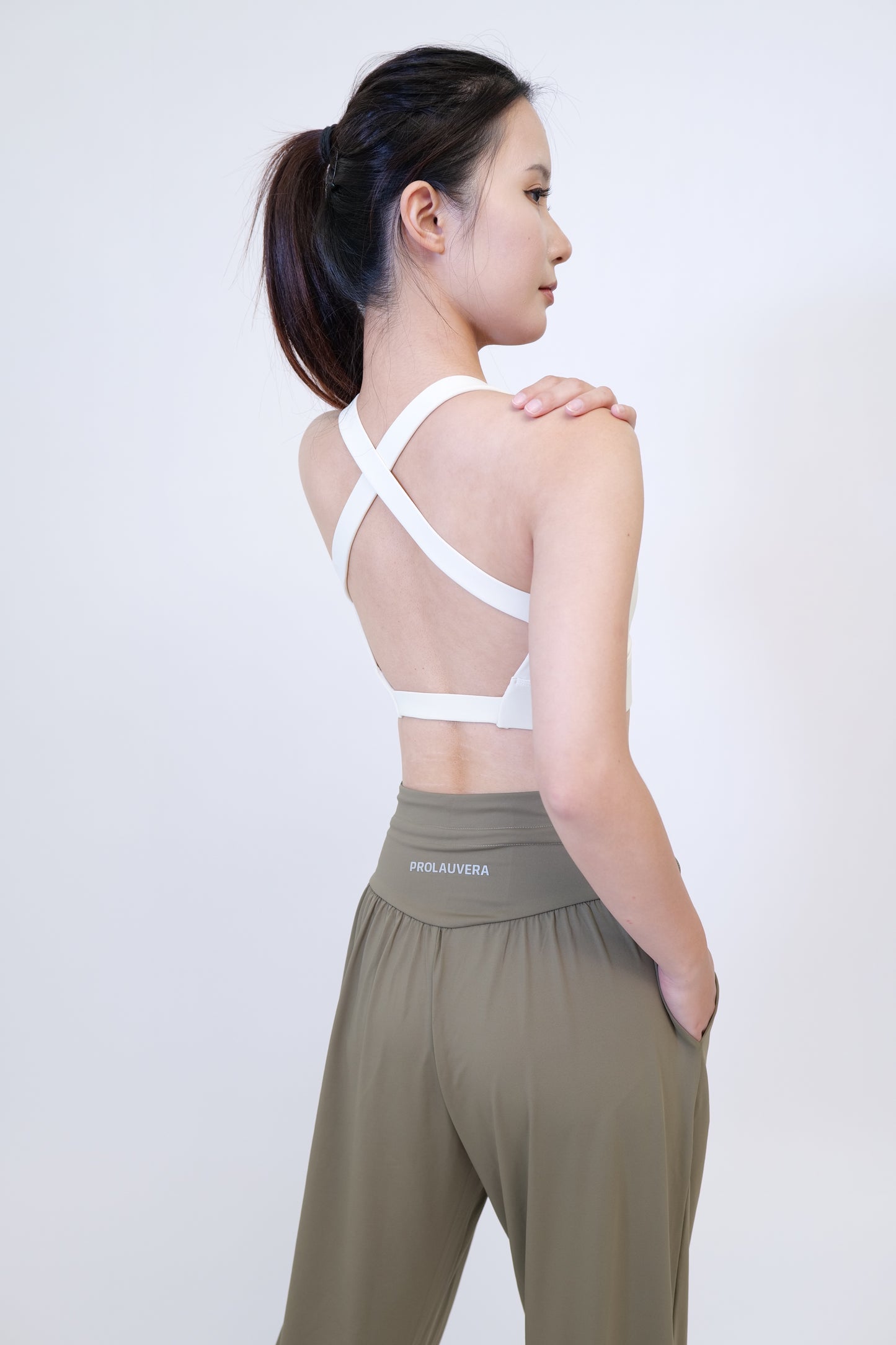 Minimalist Stylish Cross-back Bra